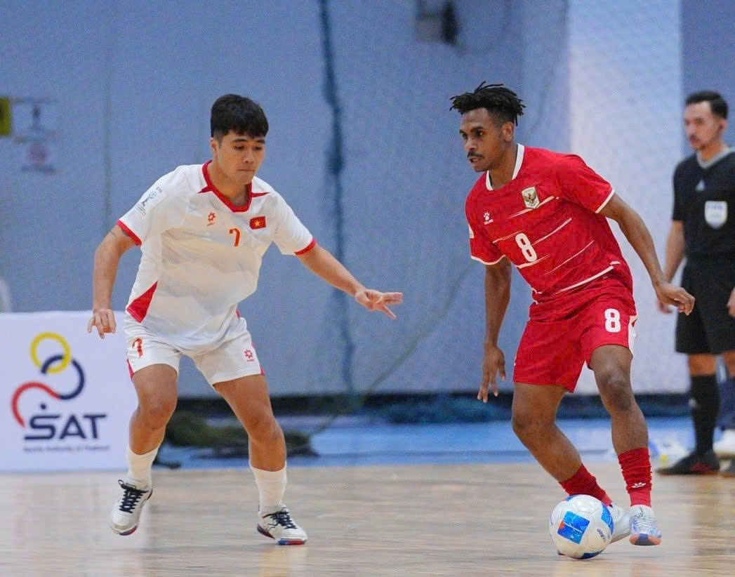 Futsal Việt Nam không thể vượt 'núi', còn cơ hội tranh HCĐ với Úc- Ảnh 1. Futsal Việt Nam không thể vượt 'núi', còn cơ hội tranh HCĐ với Úc- Ảnh 1.