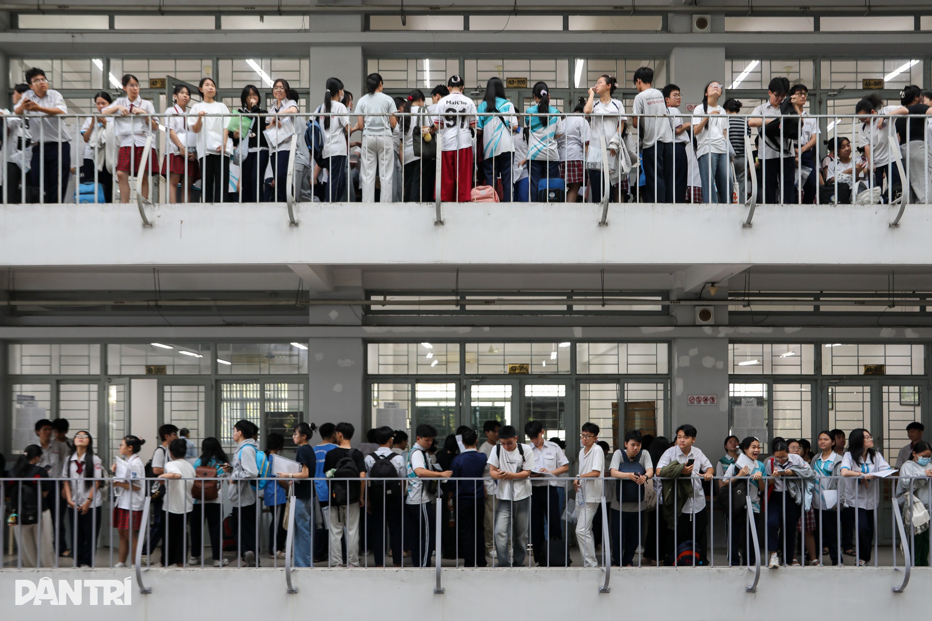 Gần 140.000 thí sinh tranh “vé sớm” vào đại học ở kỳ thi đánh giá năng lực - 1