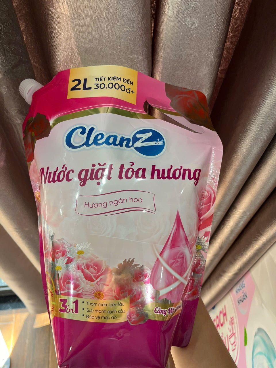 5 nước giặt bán chạy nhất Shopee: Giá hợp lý loanh quoanh 200k, hội nội trợ review “ổn áp” thật sự- Ảnh 4.