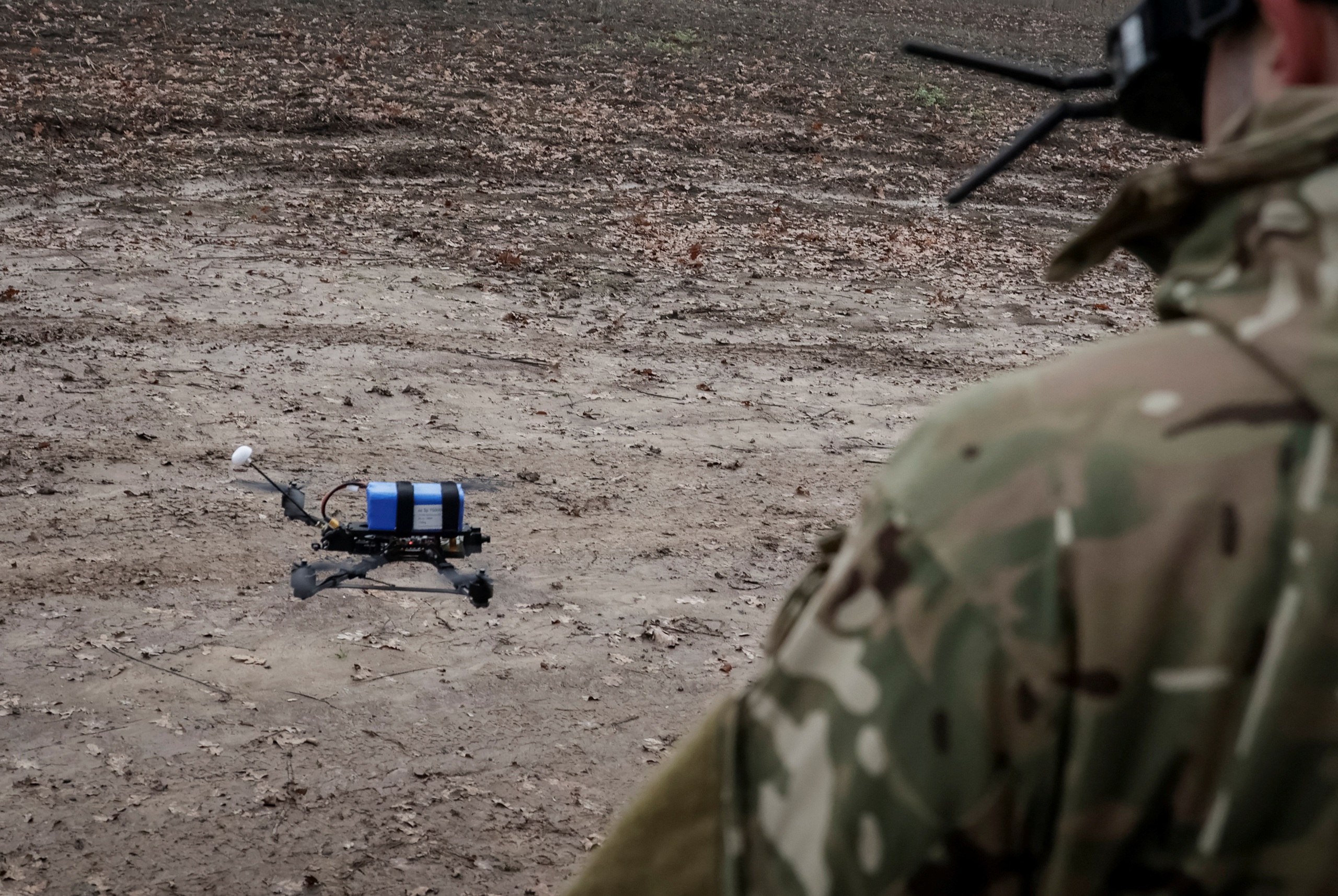 Giao tranh UAV leo thang, Mỹ tính nới trừng phạt dầu Nga 2 Chiến sự Ukraine ngày 1.506: - Ảnh 2.