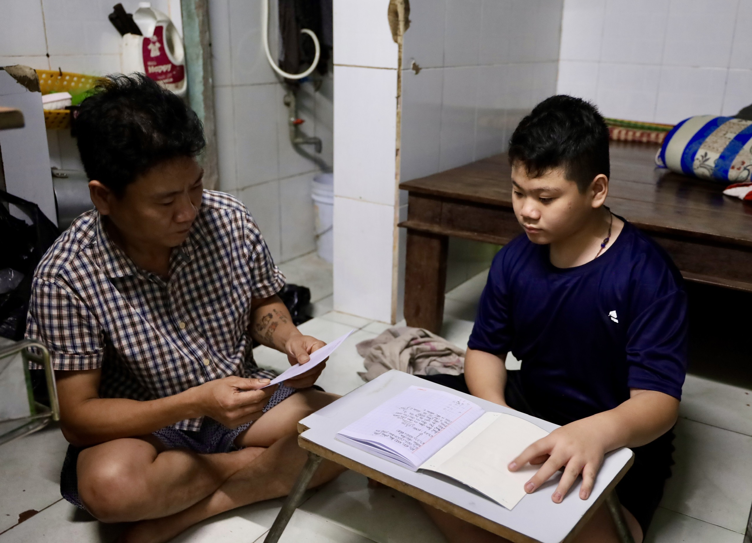 Góc học nhỏ, hy vọng lớn - Ảnh 1.