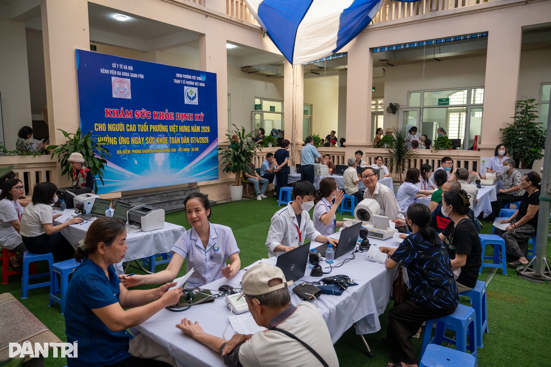 Hà Nội khám miễn phí 5.000 người cao tuổi, hướng tới toàn thành phố - 1