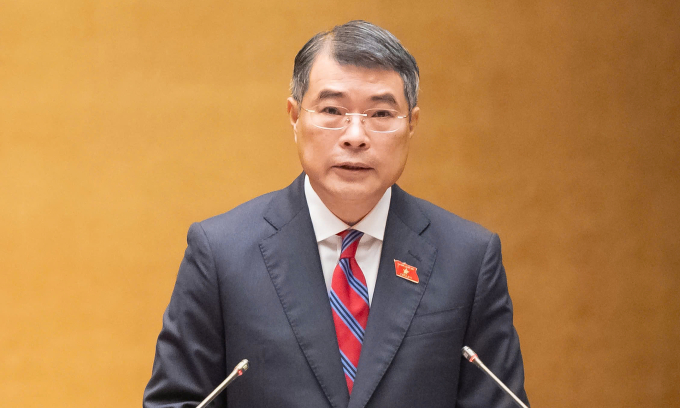 Thủ tướng Lê Minh Hưng trình bày báo cáo tại Quốc hội. Ảnh: Hoàng Phong