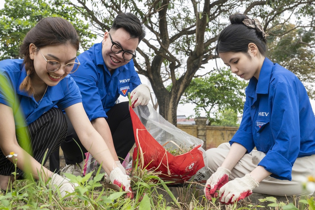 Hàng nghìn bạn trẻ nhập cuộc “Thử thách 21 ngày: Hành động Xanh - Chọn Tương lai Xanh” - 1
