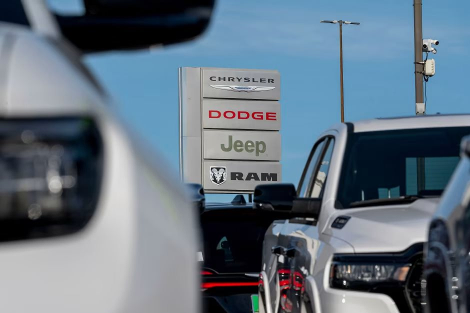 Hãng xe hơi 100 năm tuổi biểu tượng của Mỹ giờ chỉ bán đúng một chiếc xe, gặm nhấm khoản lỗ 25 tỷ USD- Ảnh 1.