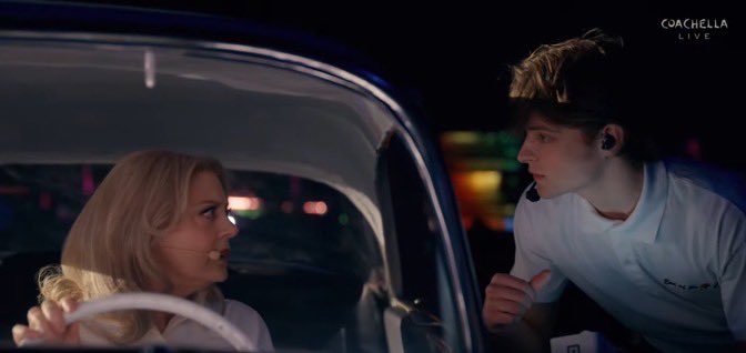 Hat live 20 bai dung 10 san khau nem