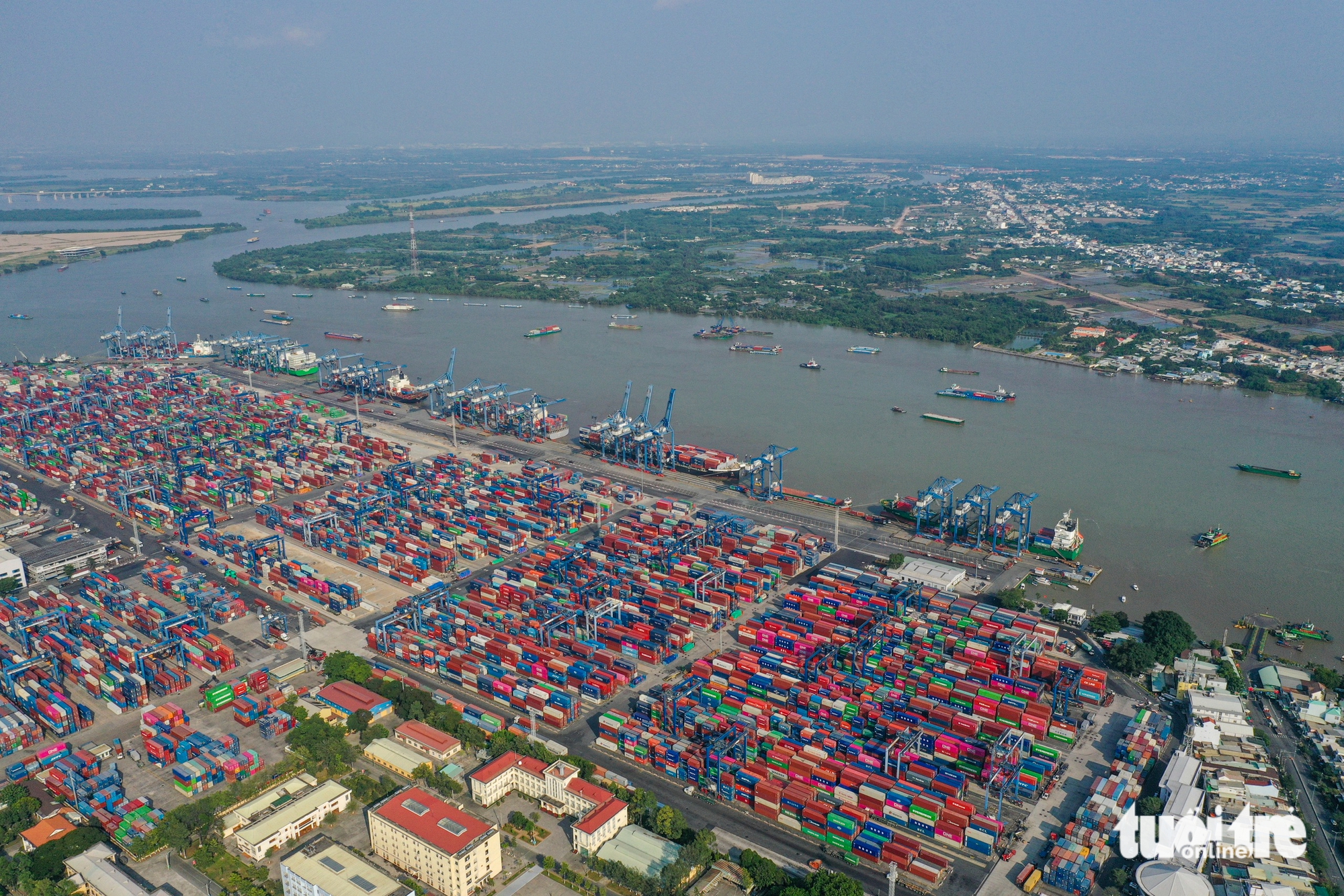 Hiện trạng khu vực làm đường hơn 8.700 tỉ đồng kết nối cảng Cát Lái và Phú Hữu 1 Hiện trạng khu vực làm đường hơn 8.700 tỉ đồng kết nối cảng Cát Lái và Phú Hữu - Ảnh 1.