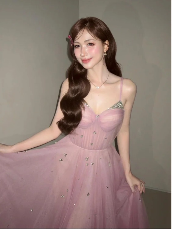 Hòa Minzy đối đáp duyên dáng khi cư dân mạng nhắc về nửa kia là quân nhân