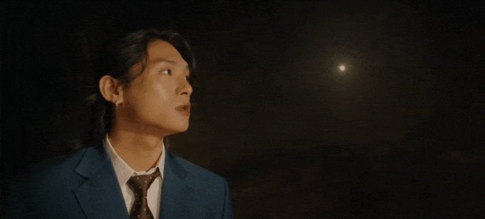 Hóa ra MV mới của GREY D nhiều ẩn ý thế này: Hỷ nộ ái ố và hành trình tìm ra sự cân bằng nhờ tình yêu- Ảnh 9.