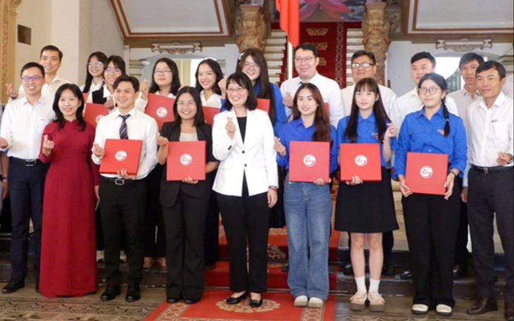 Máy dò huyệt đạo đoạt giải nhất nghiên cứu khoa học - Ảnh 2.