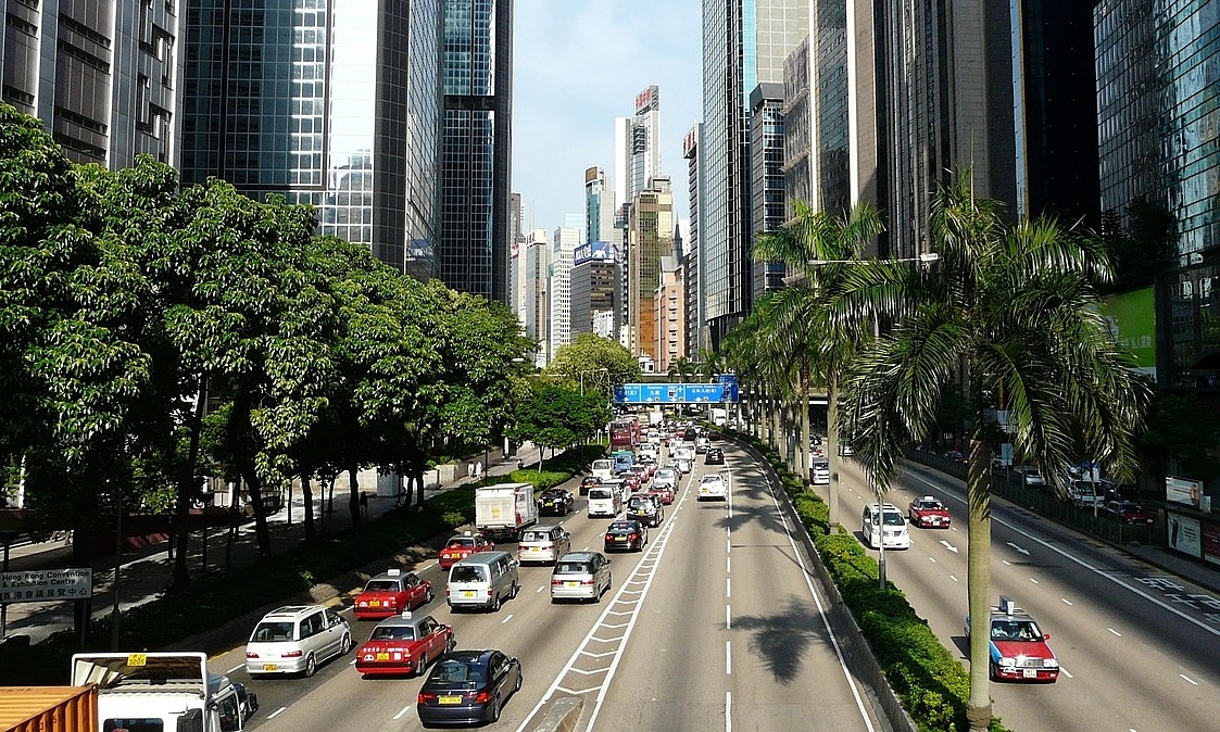 Hong Kong co gia xang dat nhat the gioi