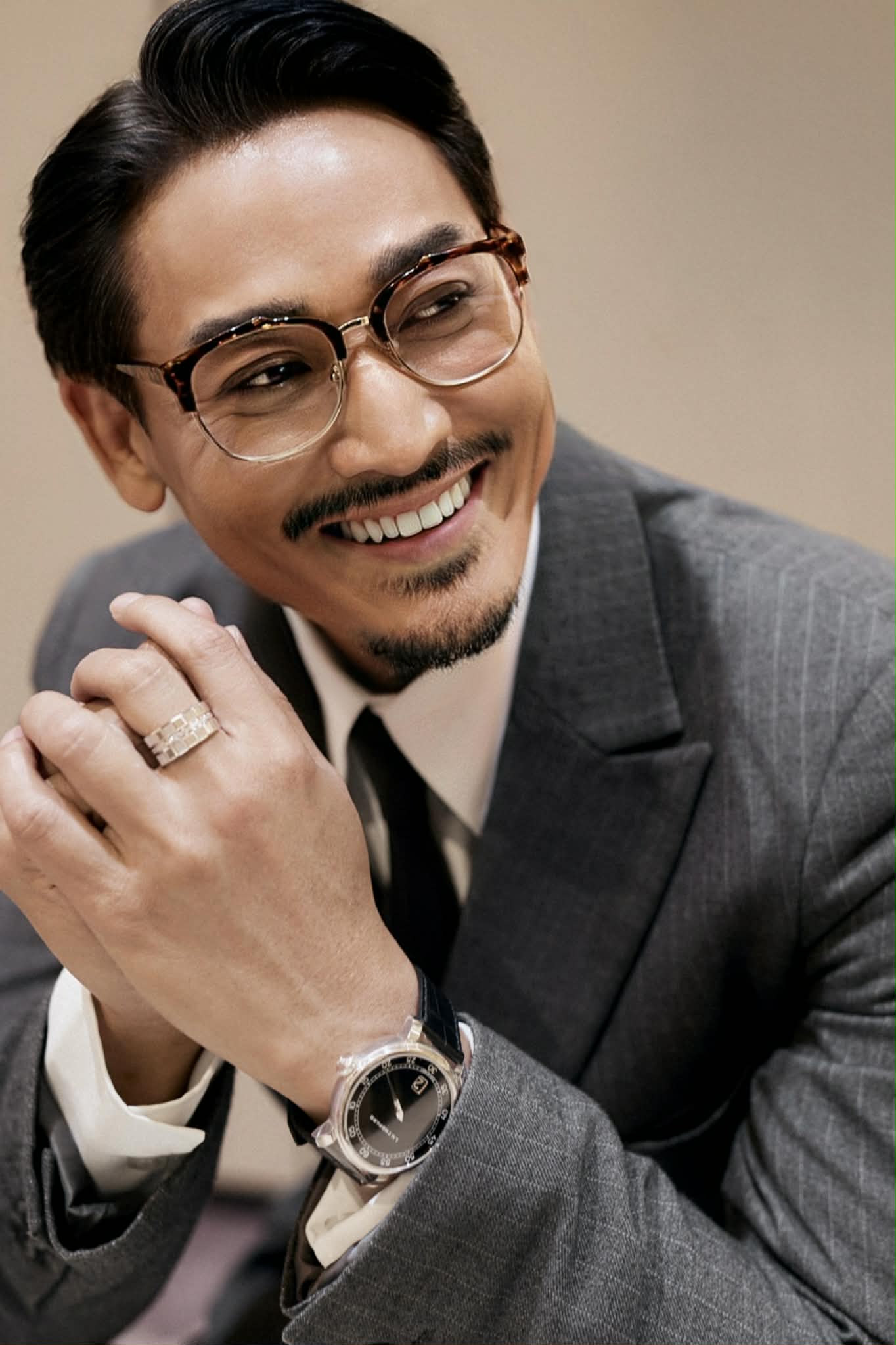 Hứa Vĩ Văn tái xuất màn ảnh nhỏ sau 10 năm - Ảnh 1.