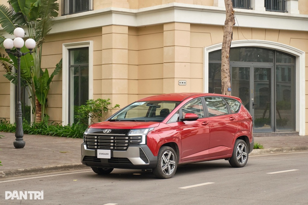 Hyundai Stargazer ghi nhận tín hiệu tích cực trong tháng đầu có bản mới - 1