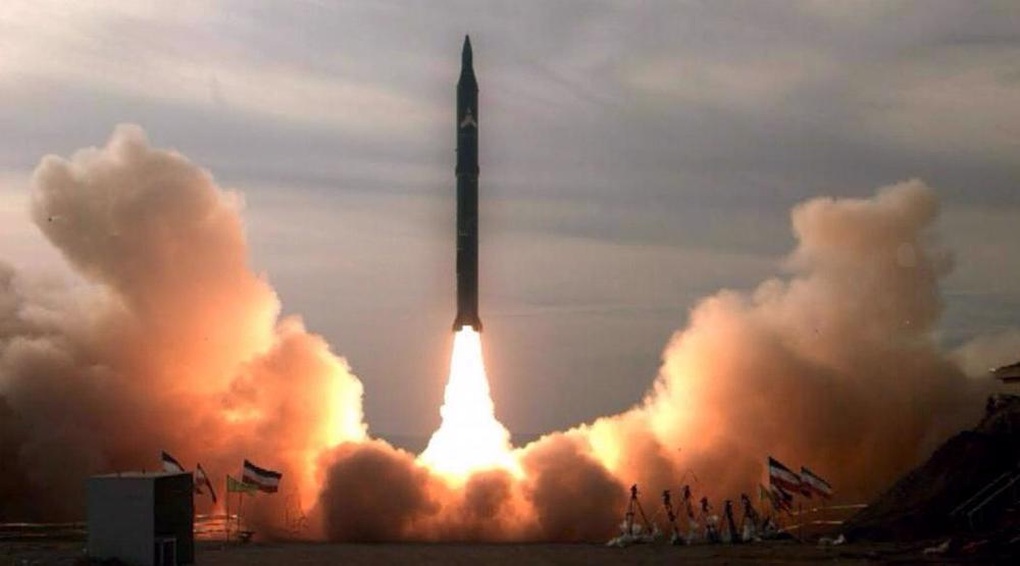 Iran nói đã phá hủy lá chắn Patriot, hỏa thần HIMARS của Mỹ - 1