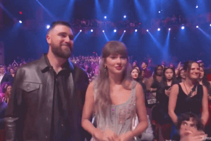 Taylor Swift lần đầu đưa chồng sắp cưới tới lễ trao giải