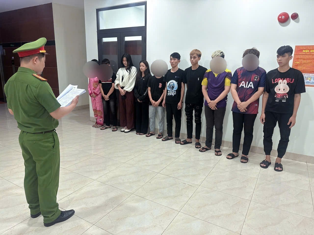 Khởi tố 10 bị can gây rối trật tự công cộng ở Đà Nẵng- Ảnh 1.