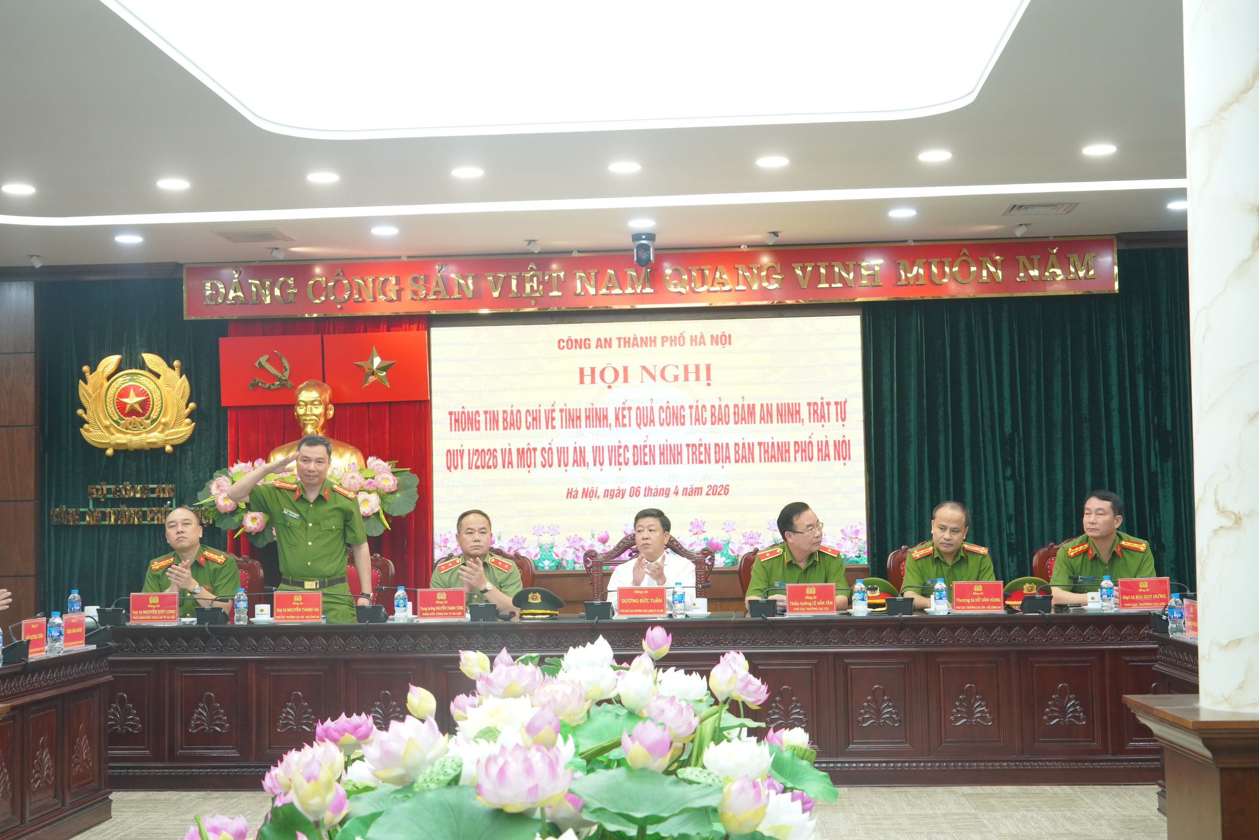 Khởi tố ông chủ Bảo Tín Minh Châu 1 Ông chủ Bảo Tín Minh Châu bị bắt - Ảnh 1.