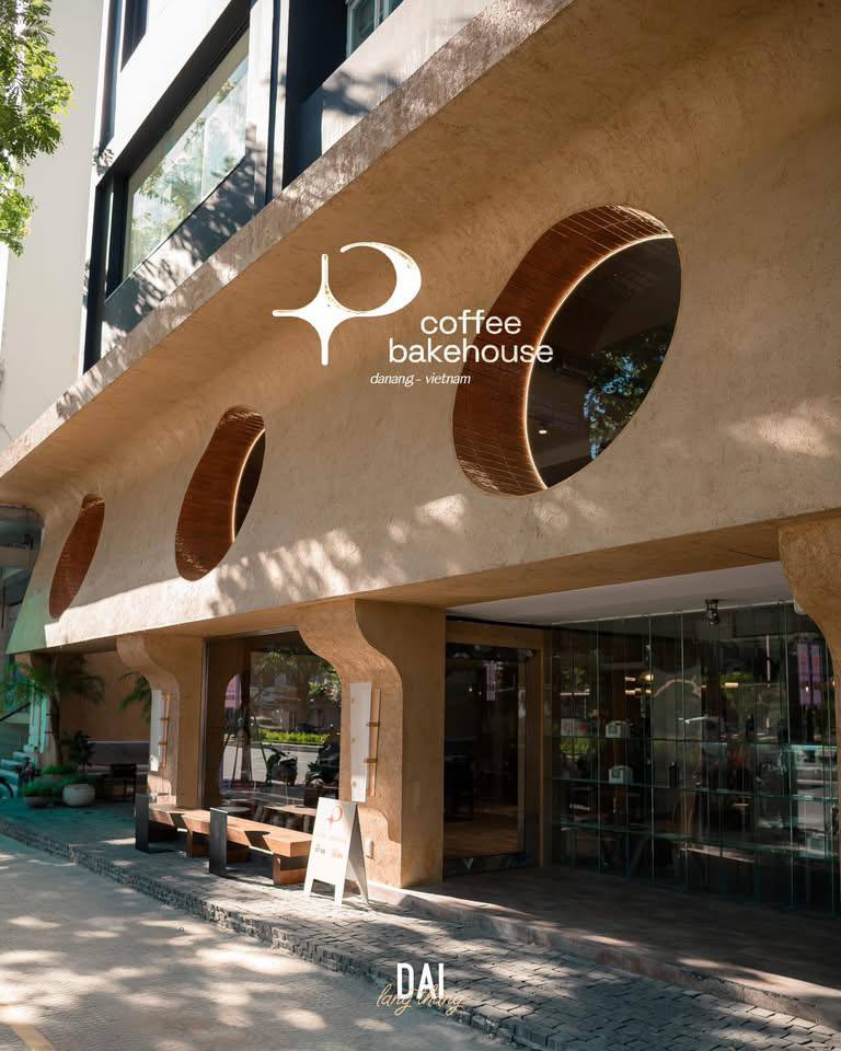 Review P Coffee Đà Nẵng: Không gian nịnh mắt nhưng chất lượng bánh và đồ uống liệu có tương xứng?- Ảnh 1.