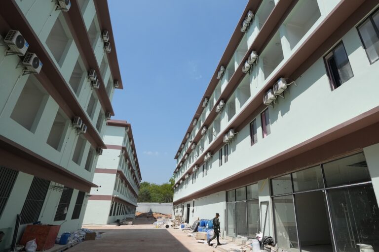 Kich ban the SIM vuong vai khap 29 toa nha