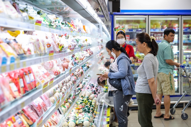 Kinh tế Việt Nam kiên cường vượt bão tố- Ảnh 1.