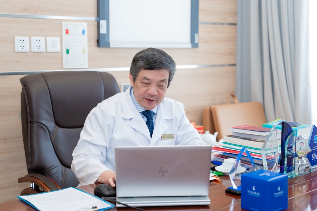 Kỹ thuật mới mở ra cơ hội điều trị cho bệnh nhân mạch vành kèm suy thận nặng - 2