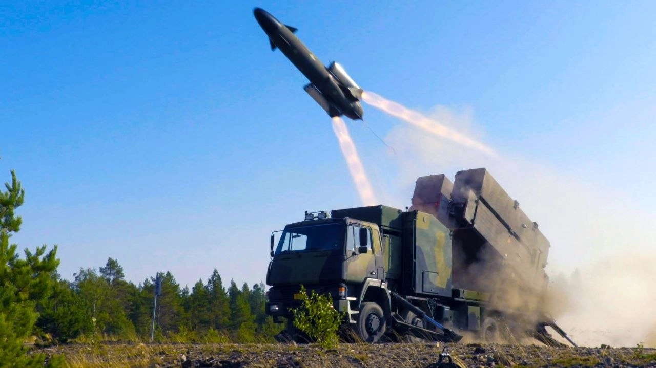 Kyiv dùng tên lửa công nghệ cao tập kích giàn khoan 2 Chiến sự Ukraine ngày 1.504: Kyiv dùng tên lửa công nghệ cao tập kích giàn khoan - Ảnh 2.