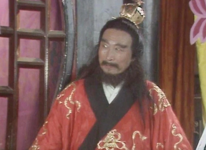 La pho chu nhiem doan phim hoc van dang ne