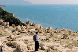 Ngắm công viên đá nghìn hình thù ở ven biển Ninh Thuận