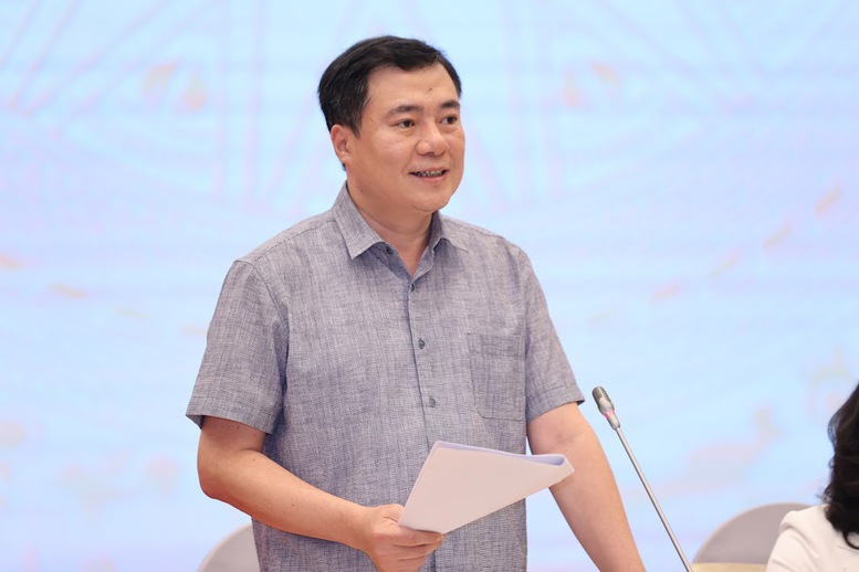 Nguồn cung xăng dầu trong nước tháng 4 - 2026: Lãnh đạo Bộ Công Thương khẳng định đủ đáp ứng - Ảnh 1.