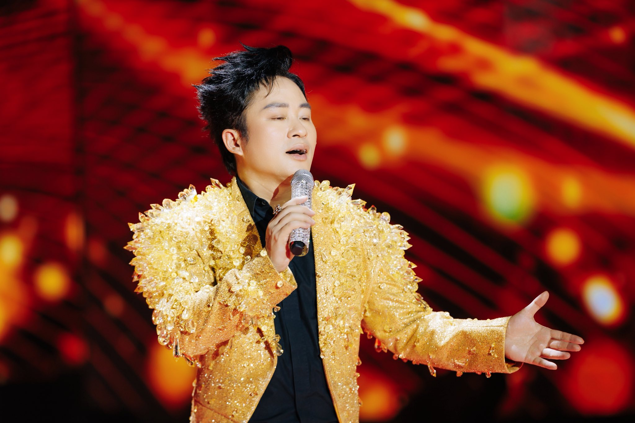 Hát nhép: Lỗi không riêng ca sĩ- Ảnh 1.