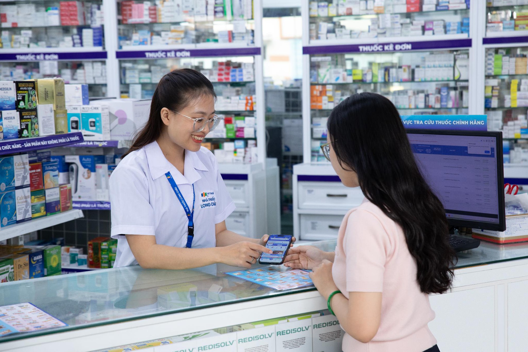 Long Châu “trình làng” Ví Sức Khỏe tích thưởng cho cả gia đình kèm loạt quyền lợi chưa từng có- Ảnh 1. Long Châu “trình làng” Ví Sức Khỏe tích thưởng cho cả gia đình kèm loạt quyền lợi chưa từng có- Ảnh 1.