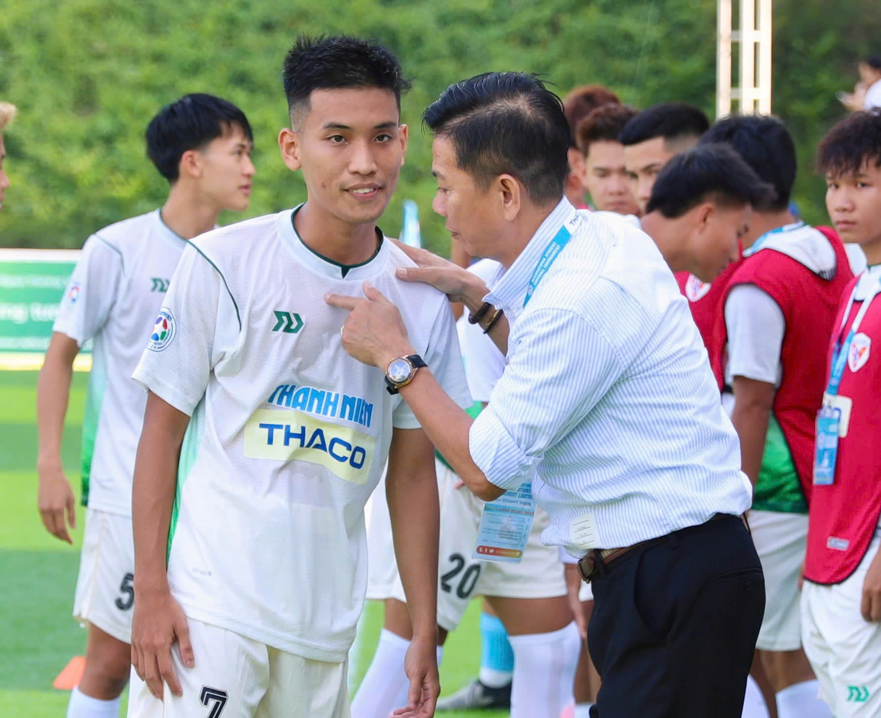 Màn đấu trí giữa ông Hoàng Anh Tuấn và 'tướng' 9X- Ảnh 1.