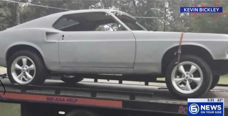 Mang xe cổ đi phục chế, bị thợ 'ngâm' tới 5 năm, nhận xe trong tình trạng 'tan tác' 1 phục chế - Ảnh 1.