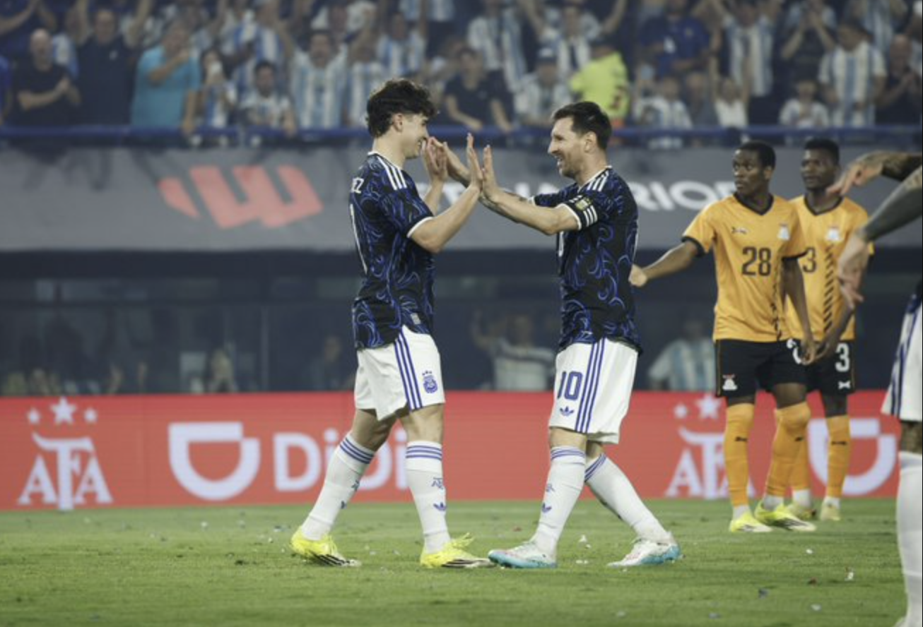 Messi tỏa sáng, Argentina đè bẹp Zambia 5-0 tại Buenos Aires - Ảnh 1.