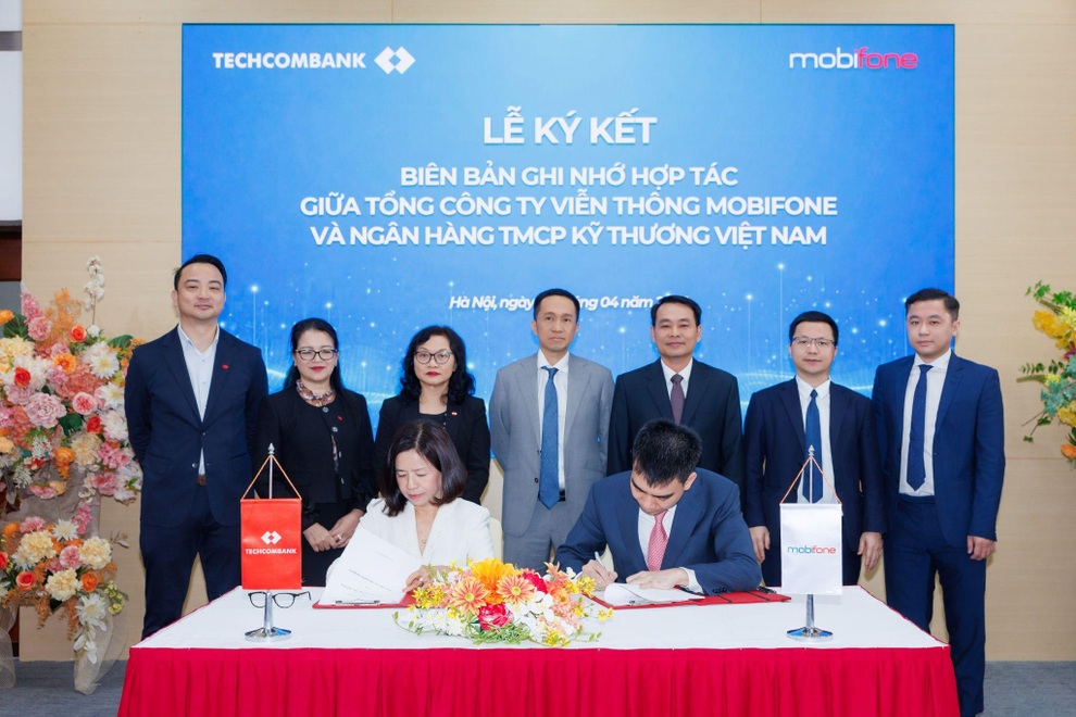 Mobifone hợp tác cùng Techcombank kiến tạo hệ sinh thái tài chính - công nghệ số - 1