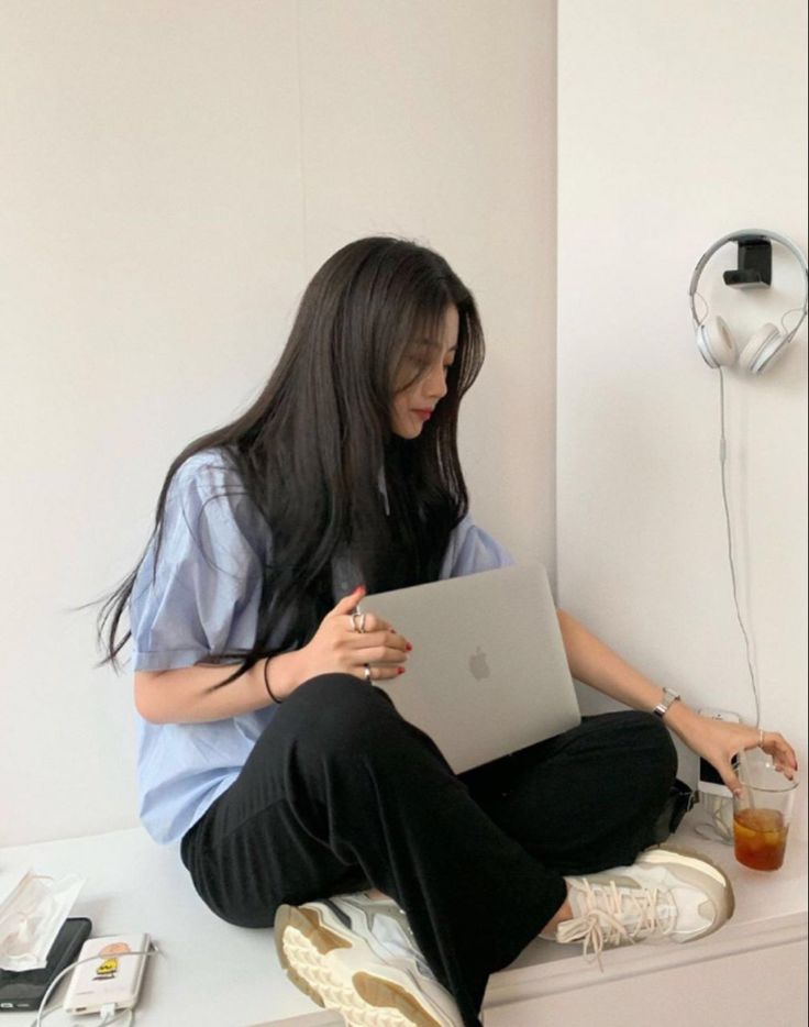 Mỗi tháng trích 2-3 triệu mua vàng, dân văn phòng cần biết 3 điều trước khi tiếp tục- Ảnh 3.