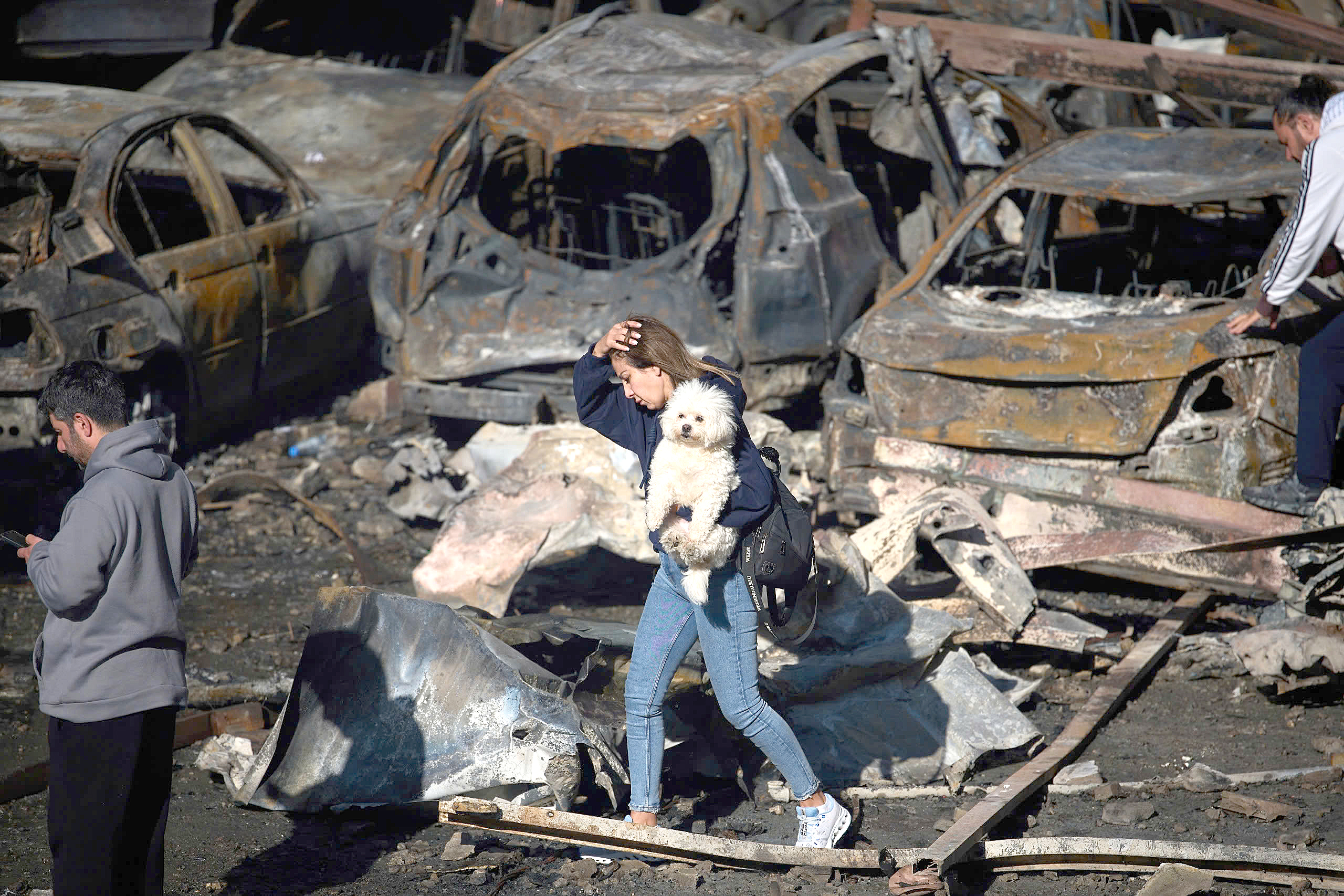Mỹ - Iran: Ngừng bắn mong manh, đàm phán gian nan 1 Iran - Ảnh 1.