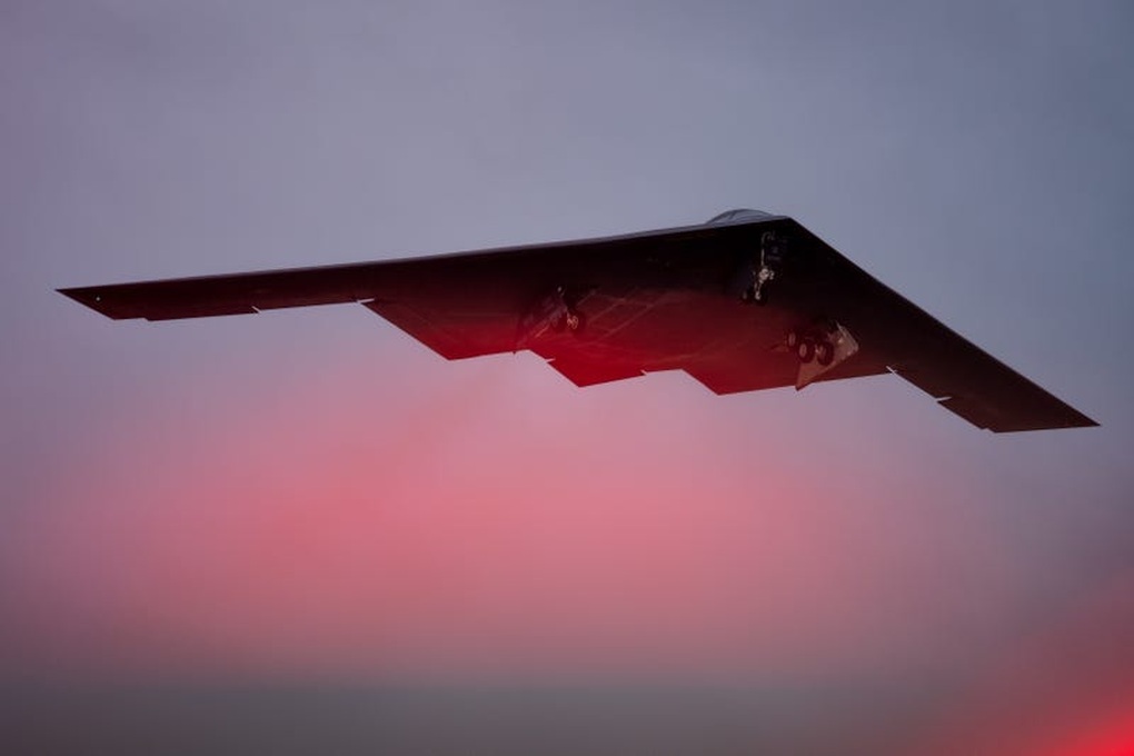 Mỹ dùng 3,6 triệu lít cà phê, 2 triệu lon nước tăng lực trong chiến sự Iran - 1