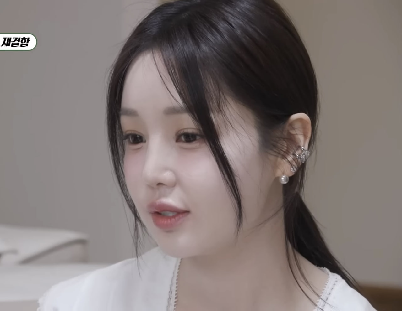 Thời gian bỏ quên mỹ nhân này: U50 trẻ khó tin, đi hát 20 năm mà nhìn như mối tình đầu- Ảnh 1.