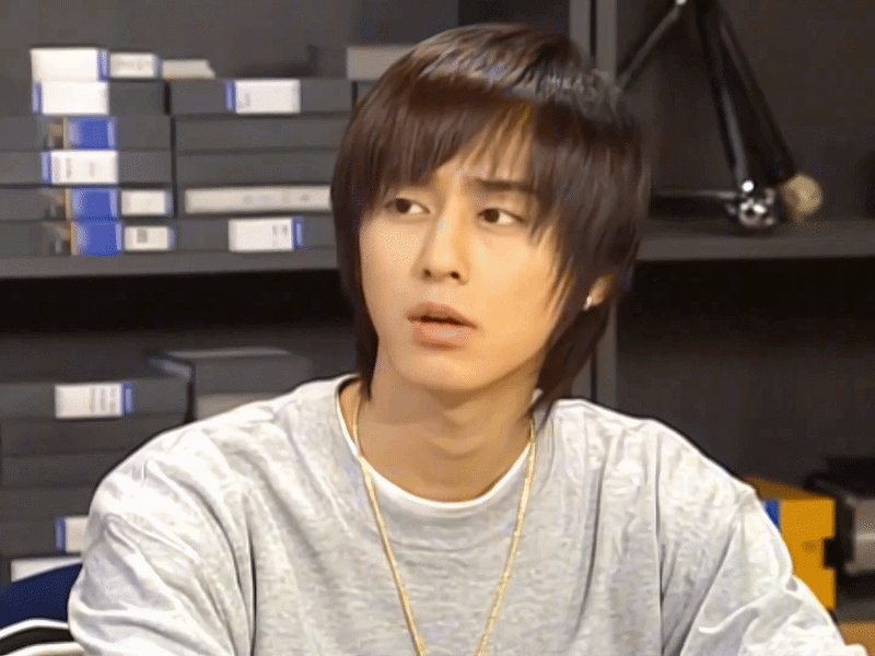 Nam diễn viên 1m8 đẹp nức tiếng rơi từ tầng 11 xuống đất- Ảnh 4.