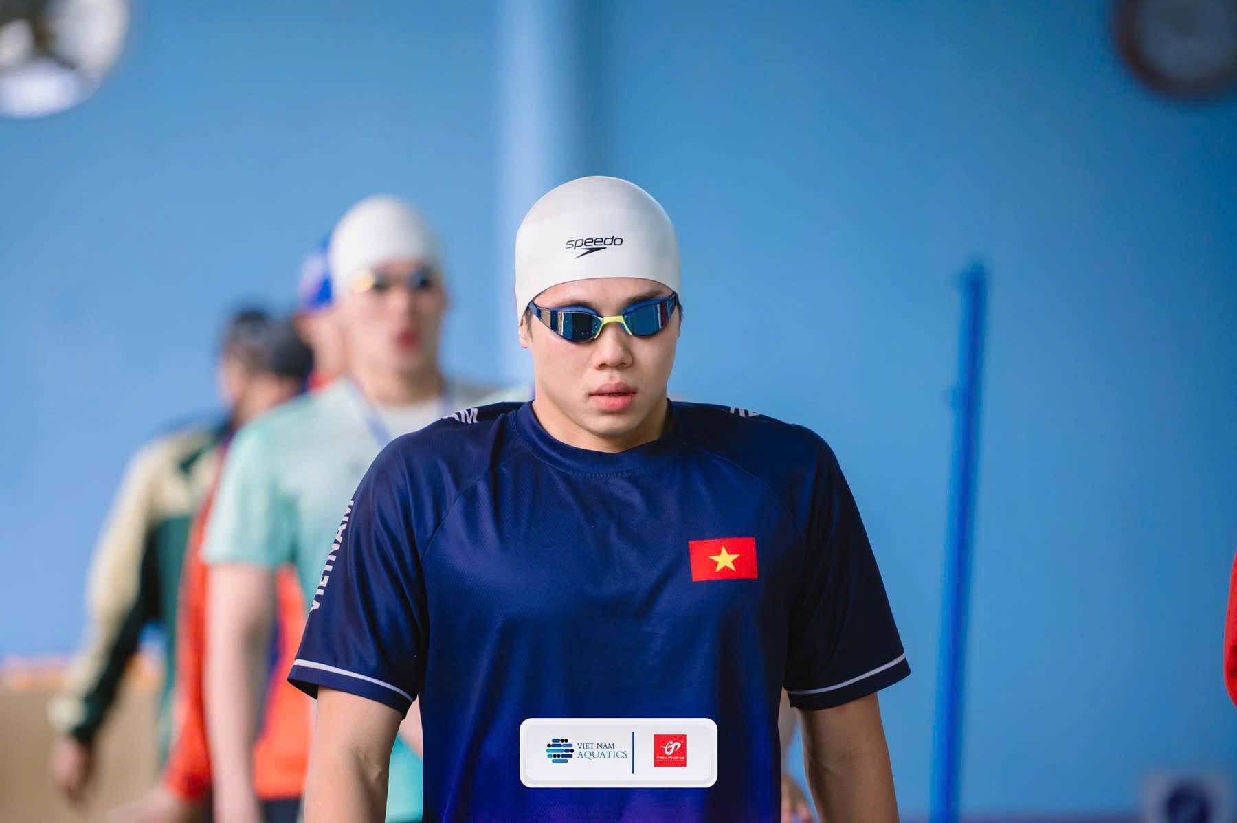 "Nam thần bơi lội thế hệ mới" - Quang Thuấn, em trai Ánh Viên 1 Nam than boi loi the he moi Quang Thuan