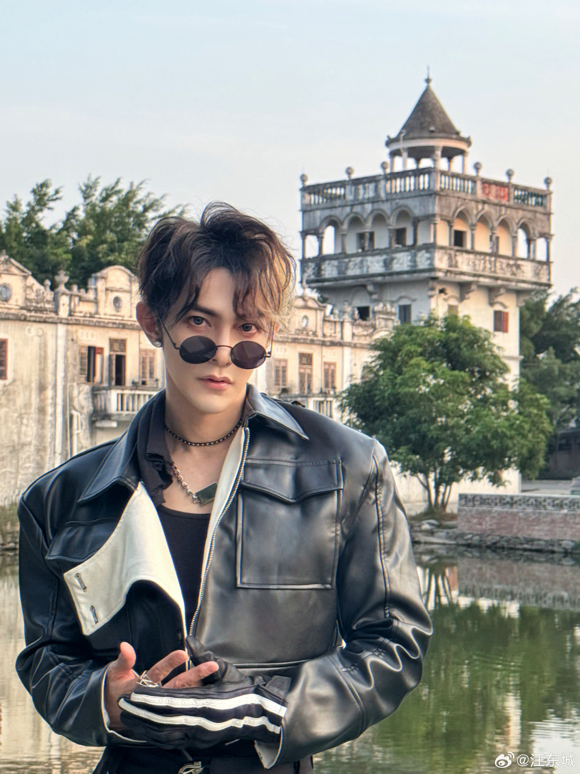 Cú sốc ngày Cá tháng 4: Nam thần “mặt rắn” showbiz bất ngờ tuyên bố giải nghệ- Ảnh 1.