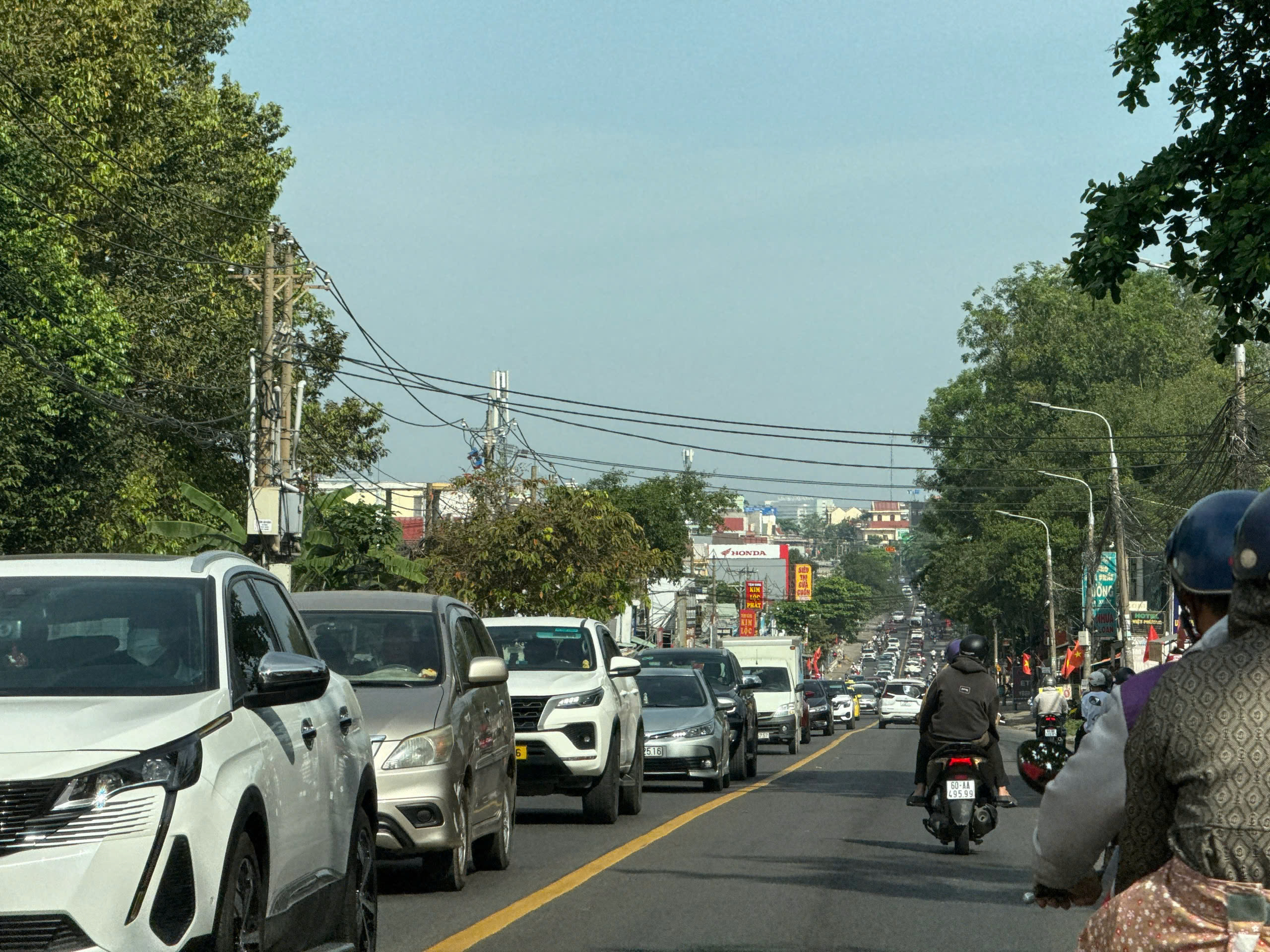 Nâng cấp, mở rộng 3 tuyến đường ở khu vực trung tâm Đồng Nai để giảm ùn tắc giao thông 1 Đồng Nai - Ảnh 1.