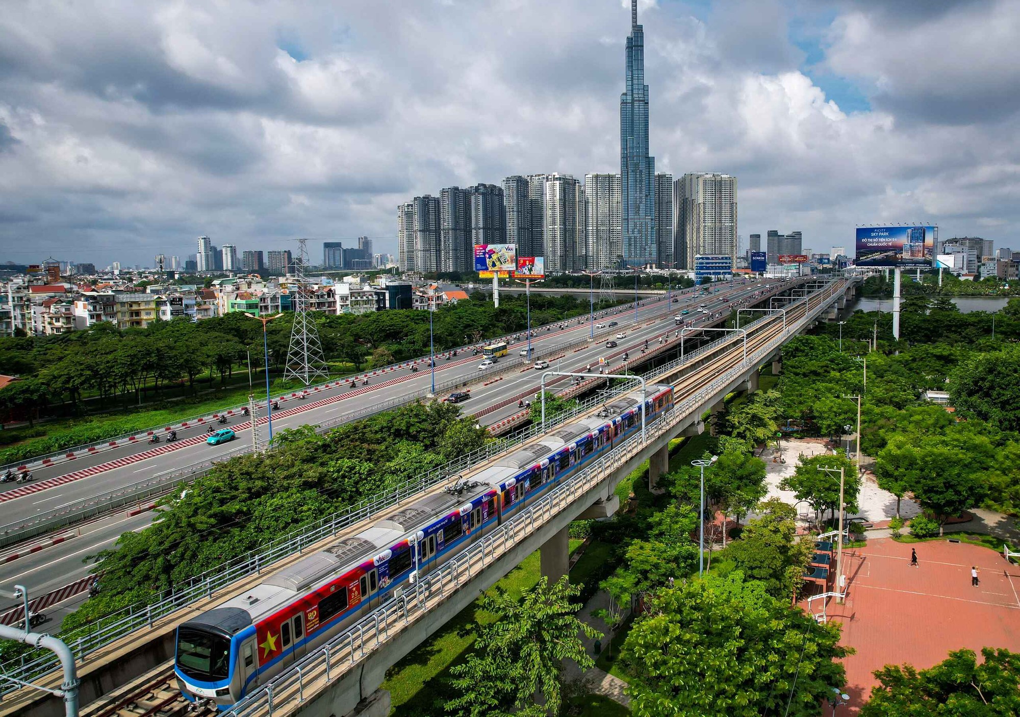 Phát triển bền vững đô thị Việt Nam: Nâng tầm vị thế quốc gia- Ảnh 1. Phát triển bền vững đô thị Việt Nam: Nâng tầm vị thế quốc gia- Ảnh 1.