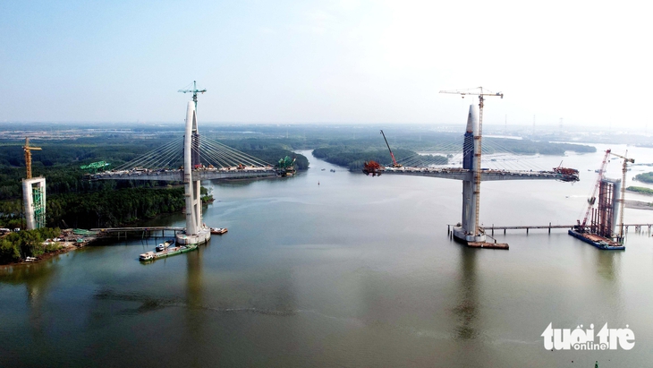 Ngắm cầu Phước An có độ tĩnh không lớn nhất Việt Nam sắp về đích 1 cầu Phước An - Ảnh 1.