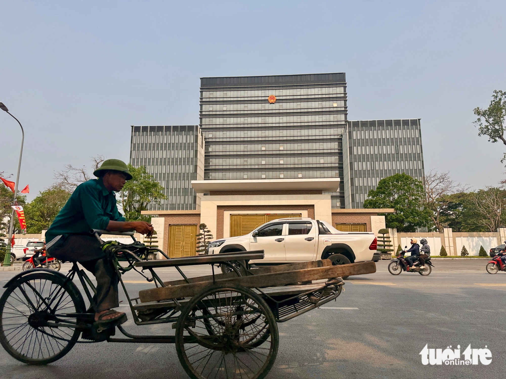 hành chính - Ảnh 1.