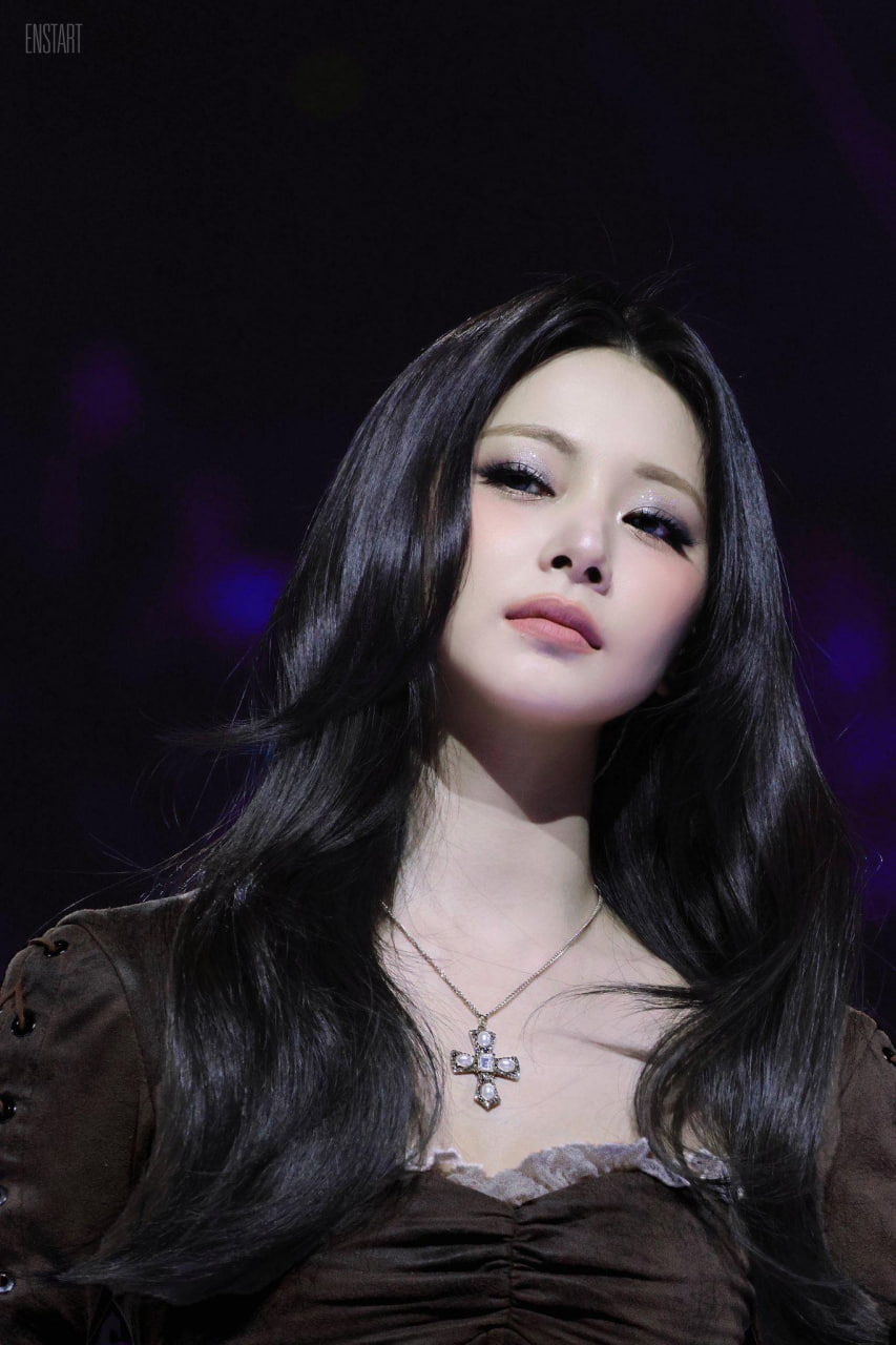 Ngoại hình gây choáng của mỹ nhân 11 lần lọt top đẹp nhất thế giới, nhan sắc 