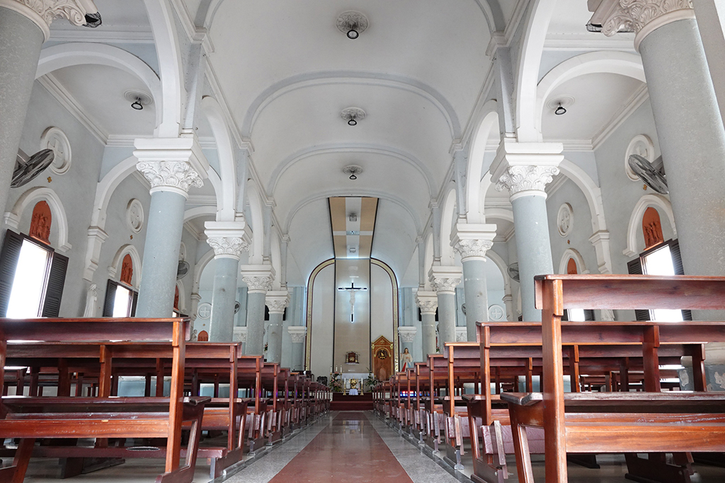 Nhà thờ Chánh tòa Cần Thơ - dấu ấn kiến trúc trăm năm giữa lòng Tây Đô- Ảnh 4.