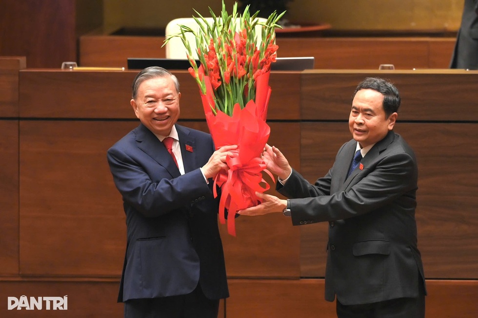 Nhiệm kỳ mới - Động lực mới - Tầm vóc mới - 1