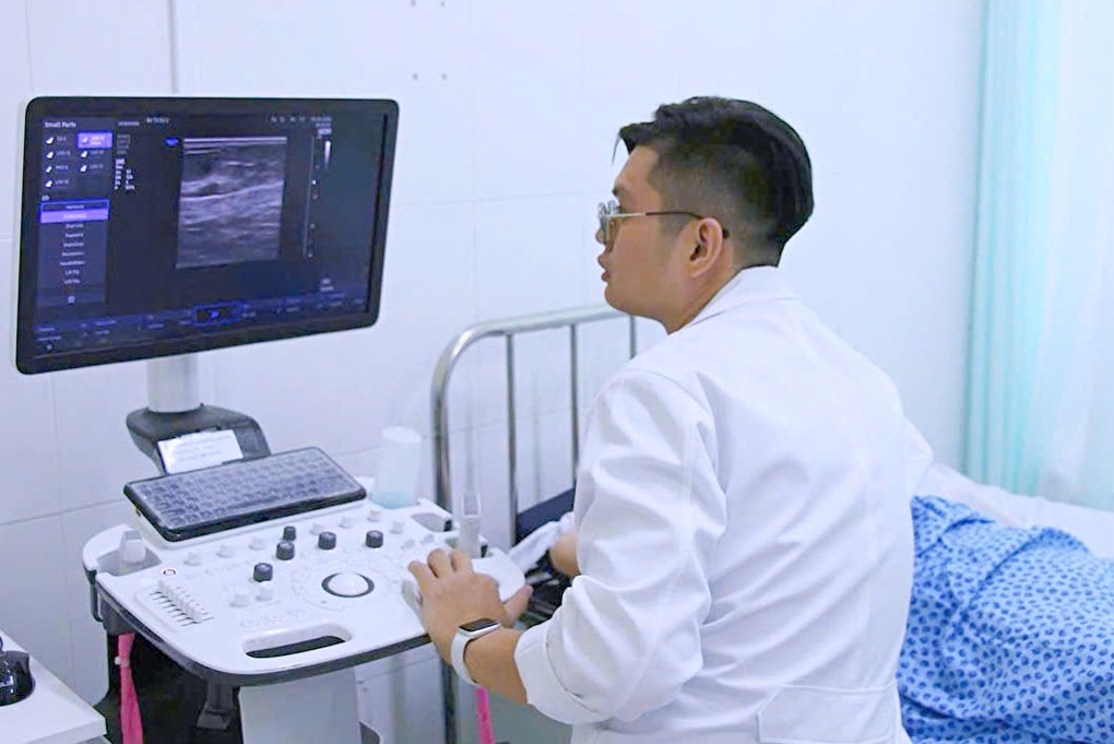 Nhiều ca bệnh phụ khoa phát hiện trễ vì quá lệ thuộc vào kinh nghiệm bác sĩ - 1